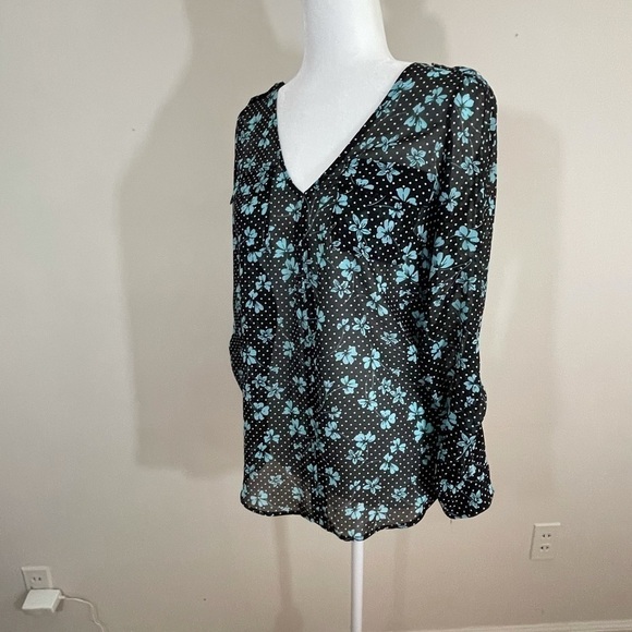 Candies sz sm silky top black with green print - Picture 1 of 9